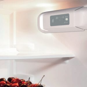 WHIRLPOOL WBUF011 ugradni frižider - Slika 1