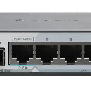 Mikrotik MikroTik E60iUGS hEX S ruter sa 5 x GB LAN/1 x WAN/2.5GbE SF... - Slika 1